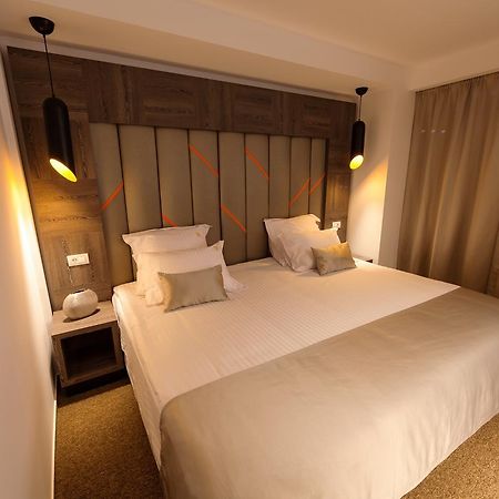 Premium Wellness Institute Hotel Bukarest Kültér fotó