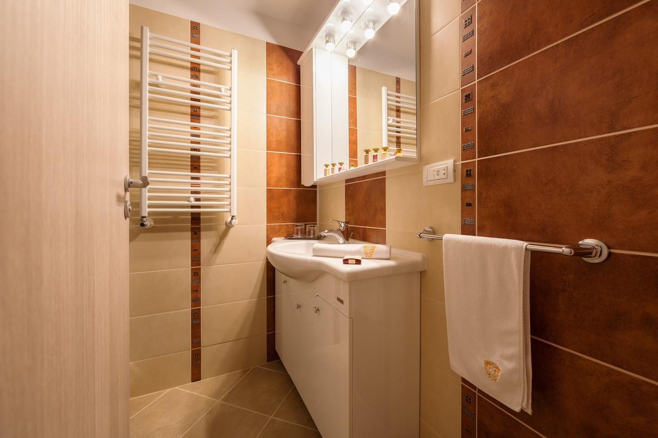Premium Wellness Institute Hotel Bukarest Kültér fotó