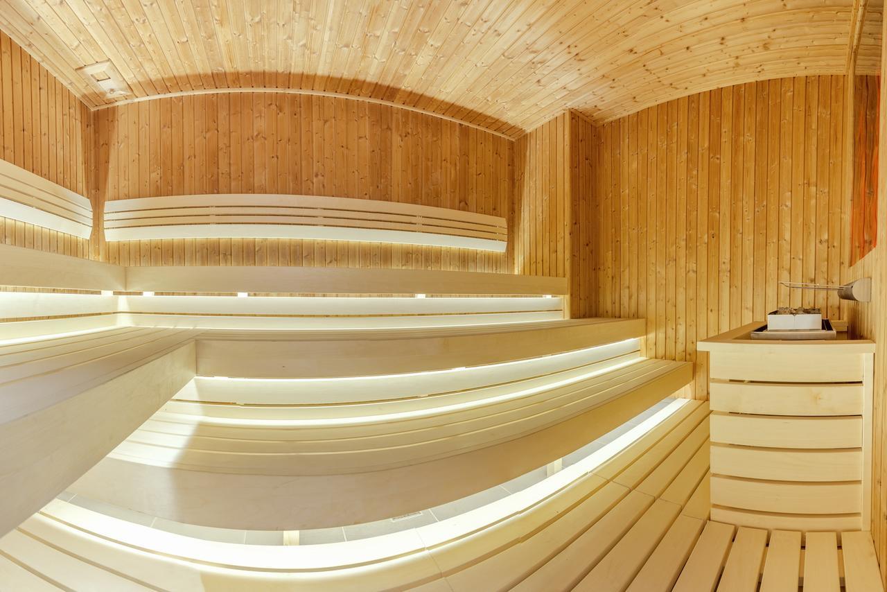 Premium Wellness Institute Hotel Bukarest Kültér fotó
