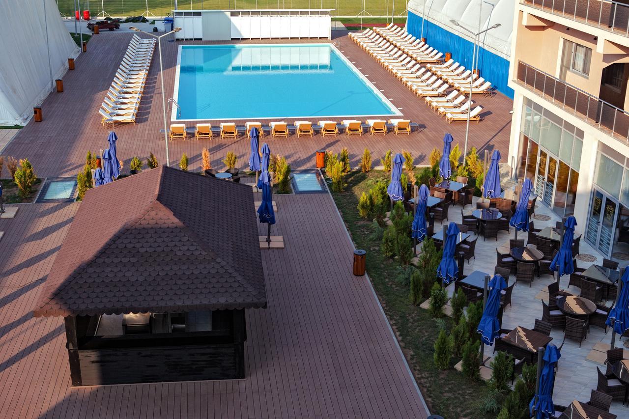 Premium Wellness Institute Hotel Bukarest Kültér fotó