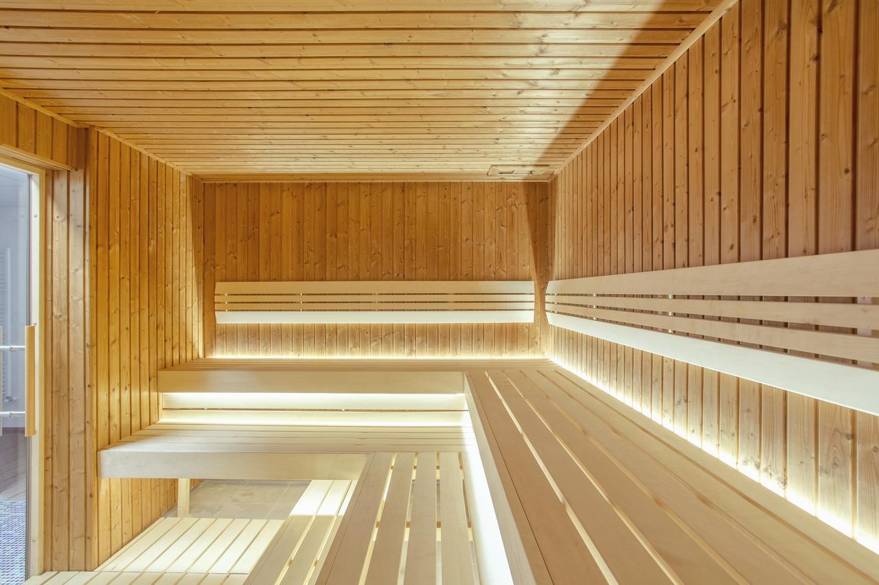 Premium Wellness Institute Hotel Bukarest Kültér fotó