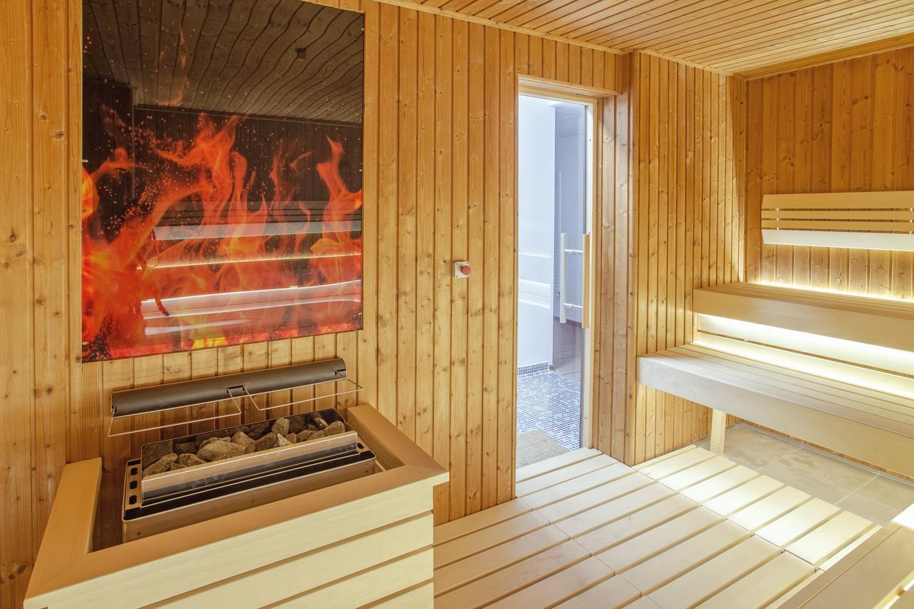 Premium Wellness Institute Hotel Bukarest Kültér fotó