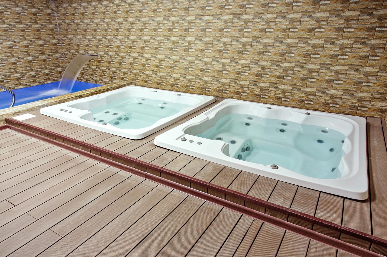 Premium Wellness Institute Hotel Bukarest Kültér fotó